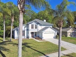Picture of 389 Waterford Circle W, Tarpon Springs, FL 34688