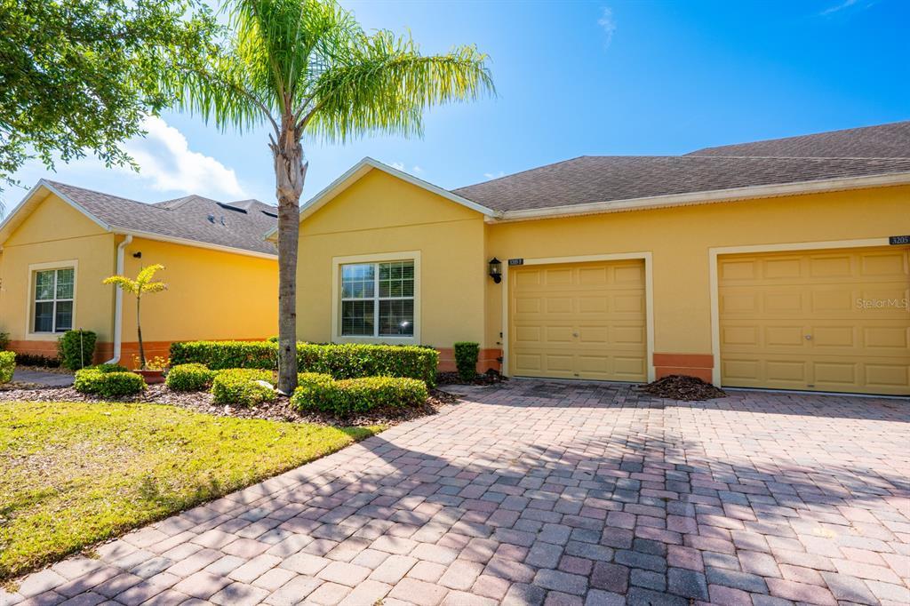 Picture of 3205 Sonesta Court Unit F, Clermont, FL 34711