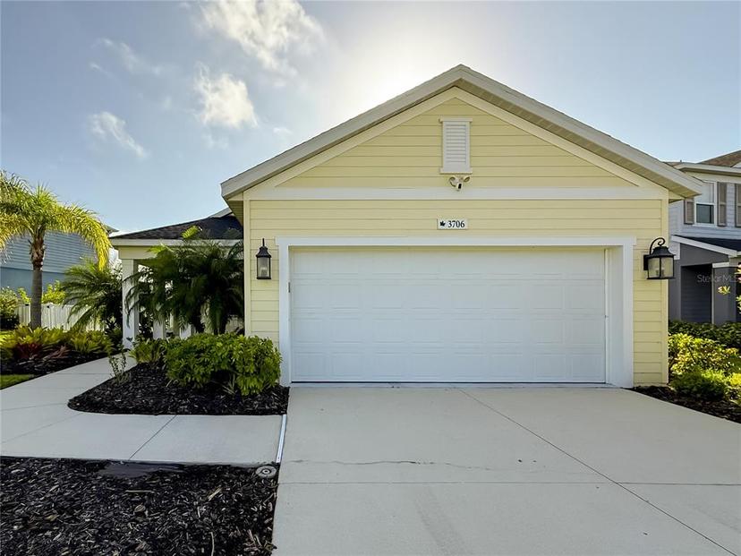 Picture of 3706 Shimmering Oaks Drive, Parrish FL 34219