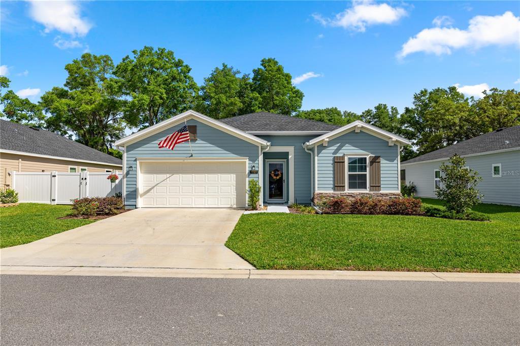 Picture of 7727 SW 74Th Loop, Ocala, FL 34481