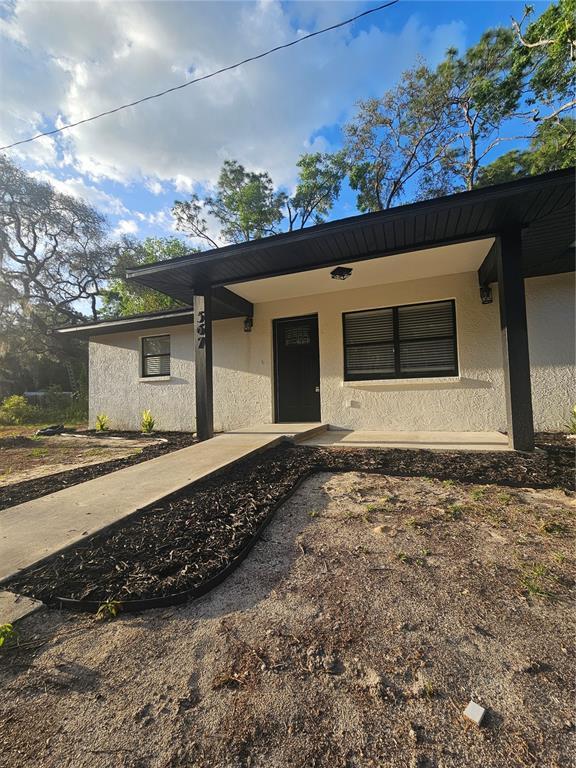 Picture of 567 School Street, Bronson FL 32621