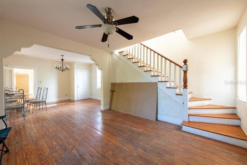 Picture of 1018 E 12Th Avenue, Tampa FL 33605