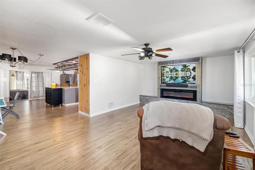 Picture of 2929 Siesta Drive, Venice FL 34293