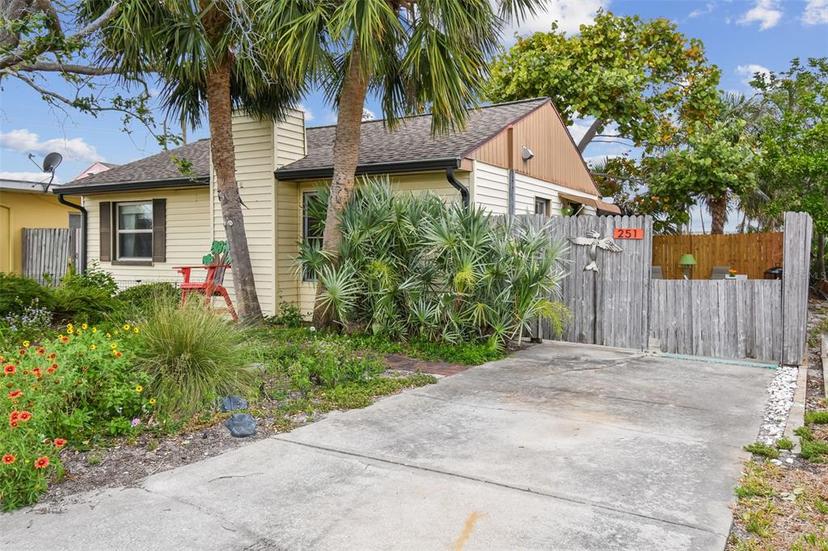 Picture of 251 72Nd Avenue, St Pete Beach FL 33706