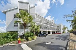 Picture of 515 Leffingwell Avenue Unit 211, Ellenton, FL 34222