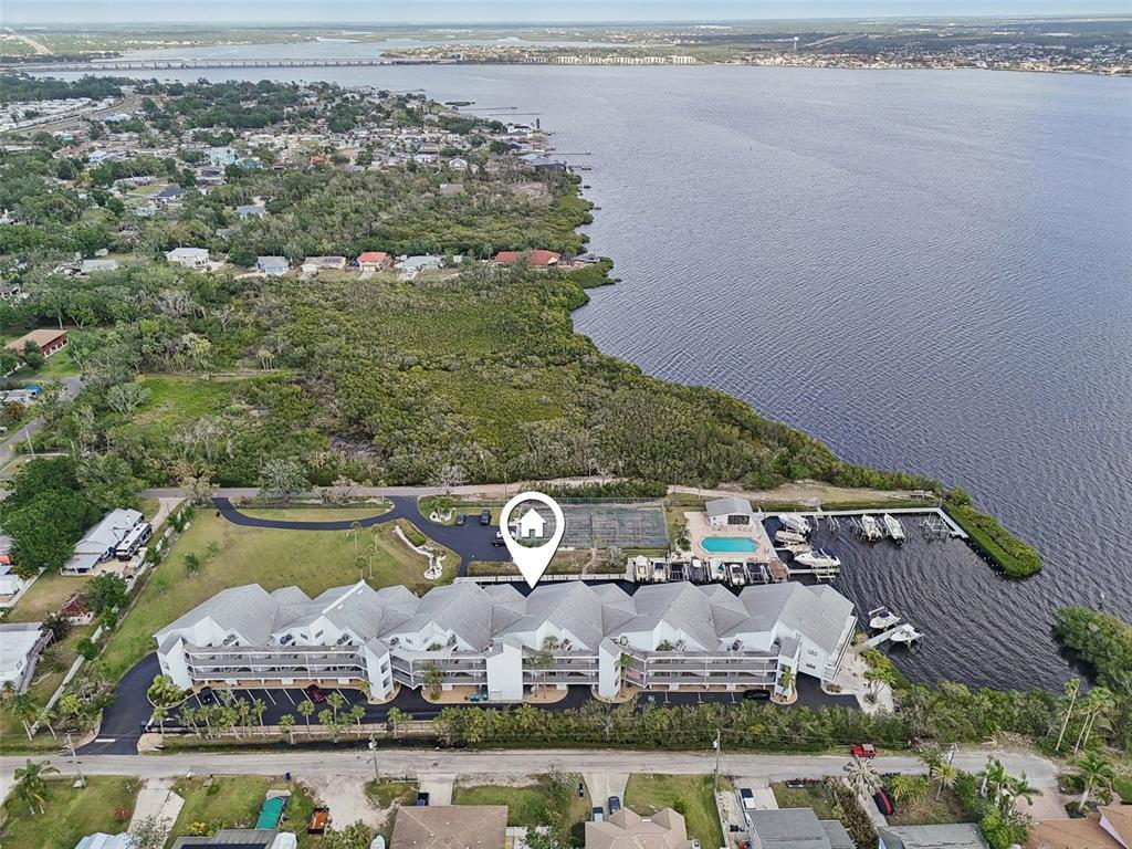 Picture of 515 Leffingwell Avenue Unit 211, Ellenton, FL 34222