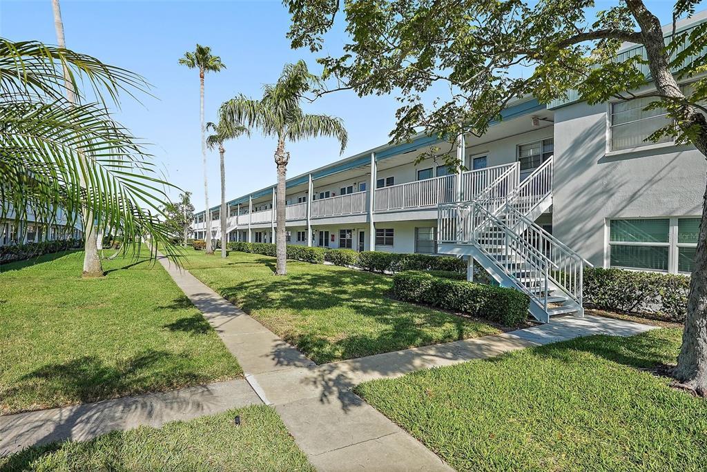 Picture of 5246 81 Street N Unit 24, St Petersburg, FL 33709
