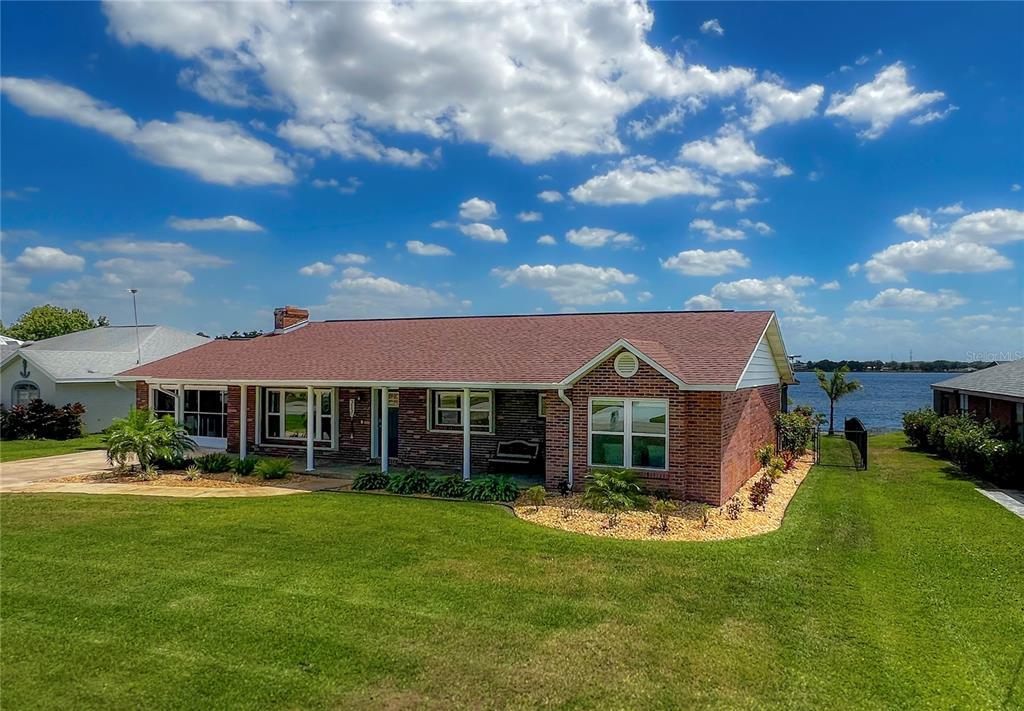 Picture of 217 W Lake Damon Drive, Avon Park, FL 33825