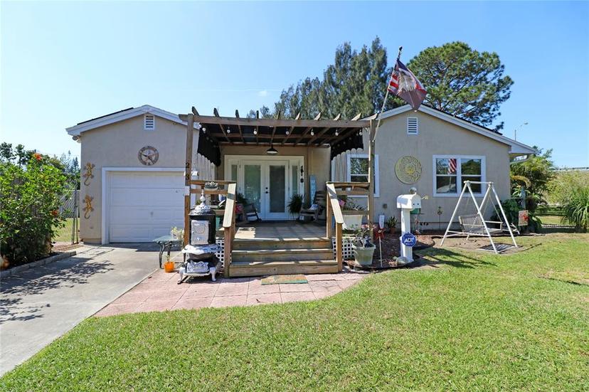 Picture of 2132 40Th Avenue N, St Petersburg FL 33714