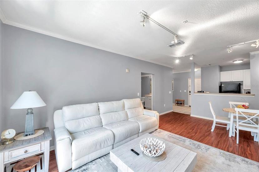 Picture of 4221 W Spruce Street Unit 1327, Tampa FL 33607