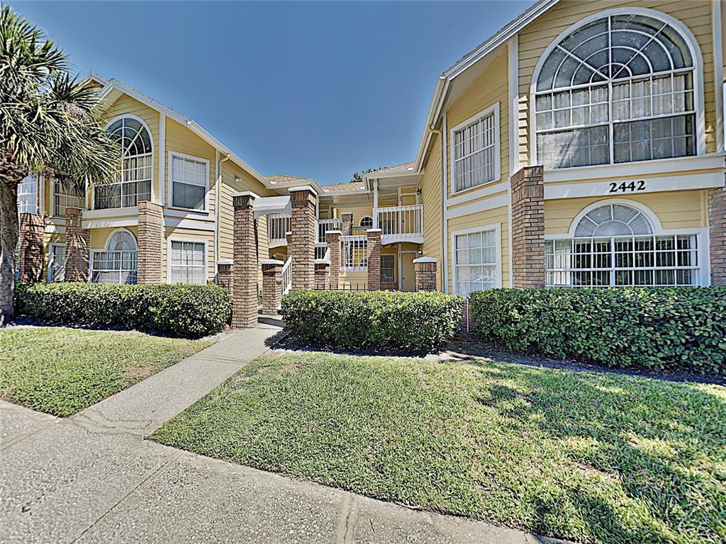 Picture of 2442 Sweetwater Club Cir Unit 43, Kissimmee, FL 34746