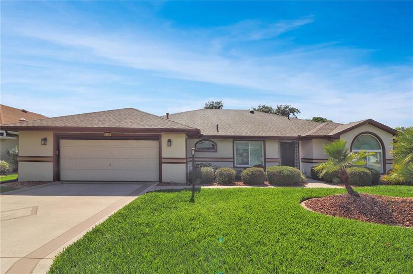 Picture of 5408 Queen Victoria Drive, Leesburg FL 34748