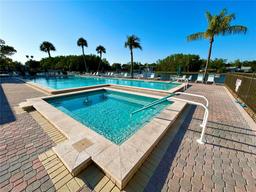 Picture of 1423 Pine Glen Lane Unit D2, Tarpon Springs, FL 34688