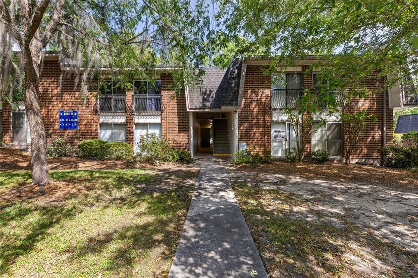 Picture of 1700 SW 16Th Court Unit B-28, Gainesville FL 32608