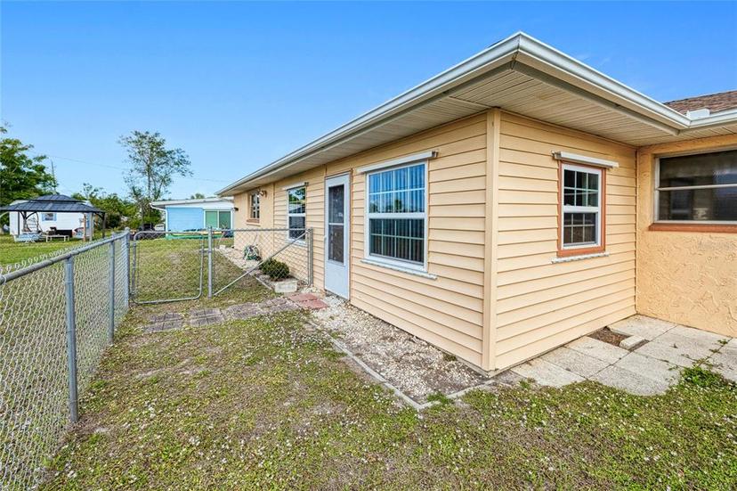 Picture of 167 N Cambridge Drive Nw, Port Charlotte FL 33952