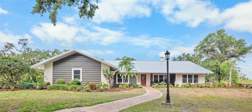 Picture of 7042 Saddle Creek Circle, Sarasota FL 34241