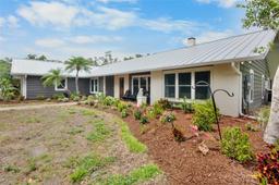 Picture of 7042 Saddle Creek Circle, Sarasota, FL 34241