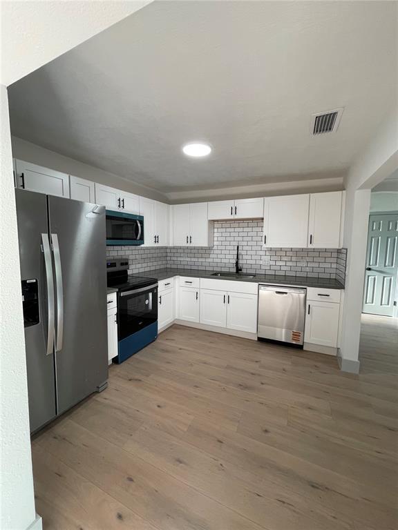 Picture of 9451 Lake Drive, New Port Richey FL 34654