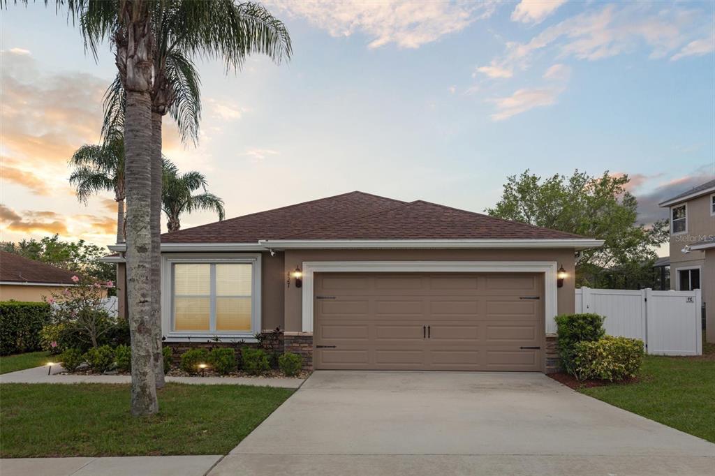 Picture of 427 Highland Meadows Street, Davenport, FL 33837