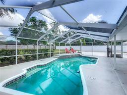 Picture of 2050 Broken Arrow Trail N, Lakeland, FL 33813