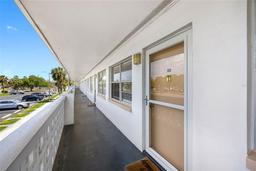 Picture of 1000 79Th Avenue N Unit 211, St Petersburg, FL 33702