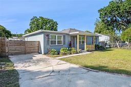 Picture of 1704 W Atkinson Street, Tampa, FL 33604
