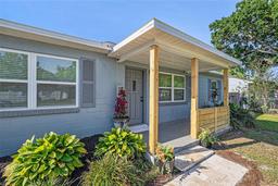 Picture of 1704 W Atkinson Street, Tampa, FL 33604