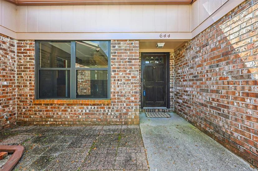 Picture of 644 Morgan Circle S, Orange Park FL 32073