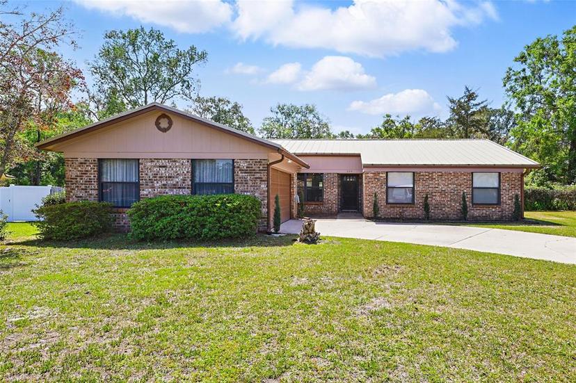Picture of 644 Morgan Circle S, Orange Park FL 32073