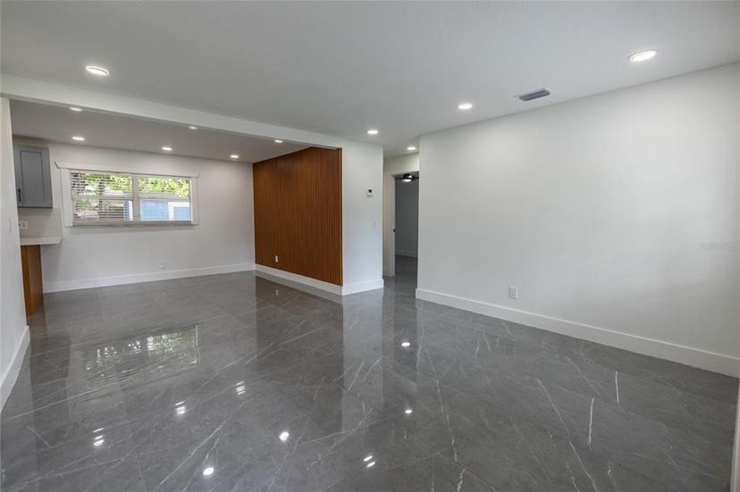 Picture of 5806 12Th Avenue S, Tampa FL 33619