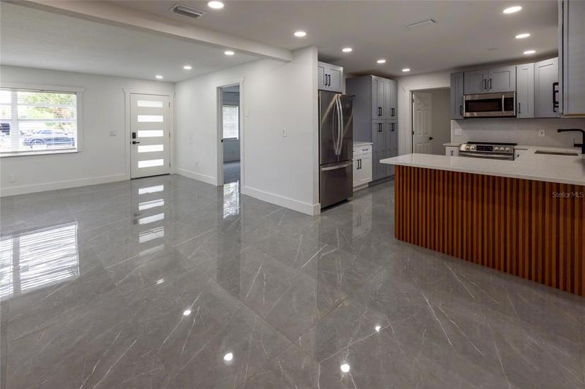 Picture of 5806 12Th Avenue S, Tampa FL 33619
