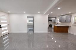 Picture of 5806 12Th Avenue S, Tampa, FL 33619