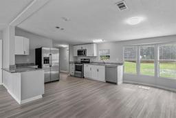Picture of 7202 Glen Meadow Drive, Lakeland, FL 33810