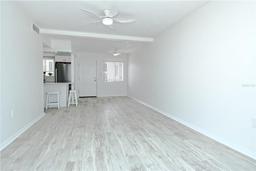 Picture of 2227 Sunset Drive Unit E22, Bradenton, FL 34207