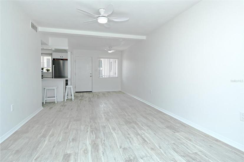 Picture of 2227 Sunset Drive Unit E22, Bradenton FL 34207