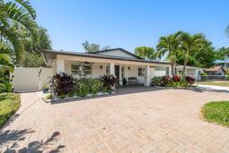 Picture of 2826 W Paxton Avenue, Tampa, FL 33611