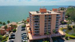 Picture of 7432 Sunshine Skyway Lane S Unit 406, St Petersburg, FL 33711