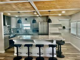 Picture of 3710 Gulf Of Mexico Drive Unit E22, Longboat Key, FL 34228