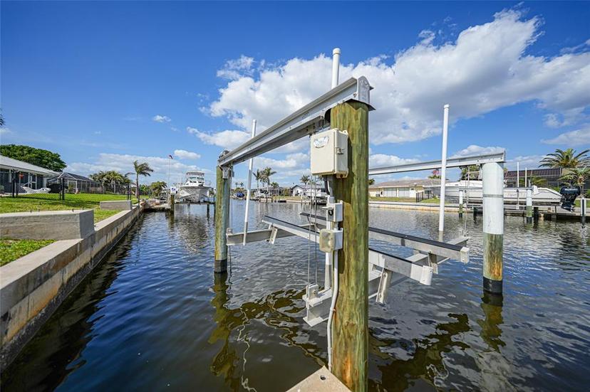 Picture of 530 Matares Drive, Punta Gorda FL 33950