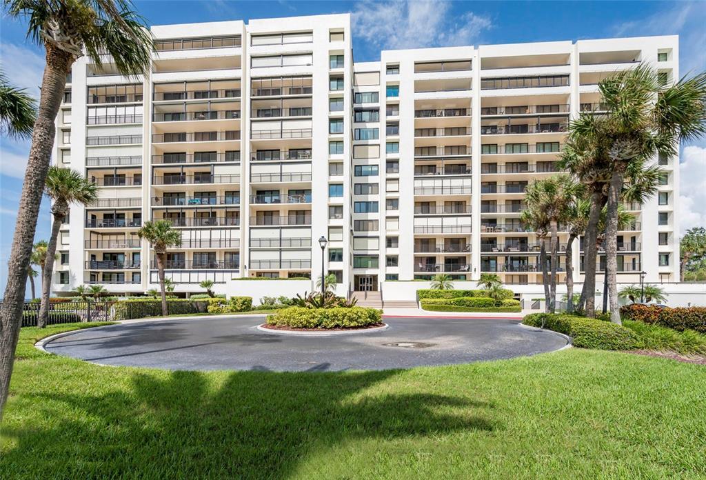 Picture of 1460 Gulf Boulevard Unit 108, Clearwater, FL 33767