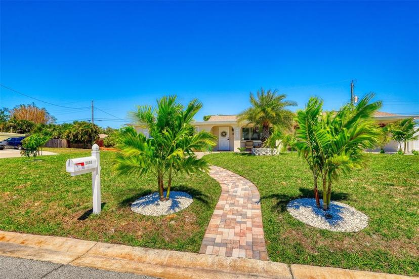 Picture of 2605 Sunnybrook Drive, Sarasota FL 34239