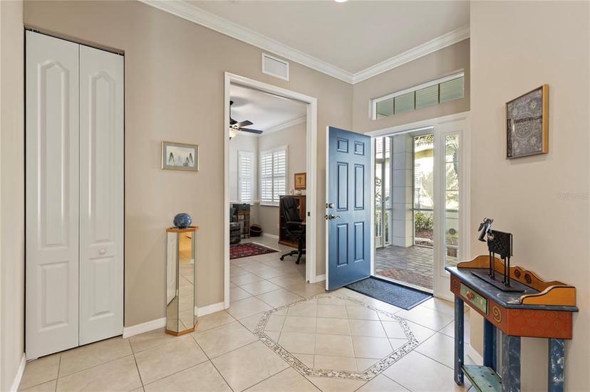 Picture of 1625 Lancashire Drive, Venice FL 34293