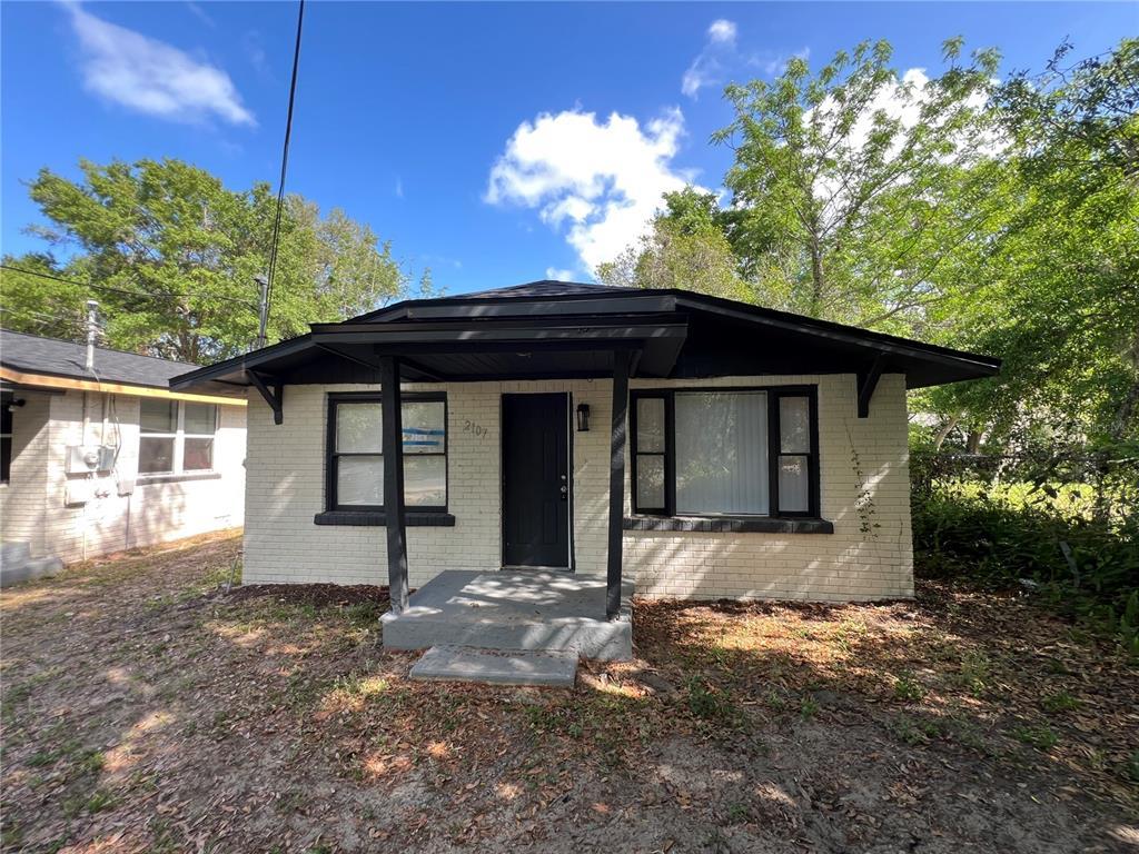 Picture of 2107 Hollywood Avenue, Eustis, FL 32726