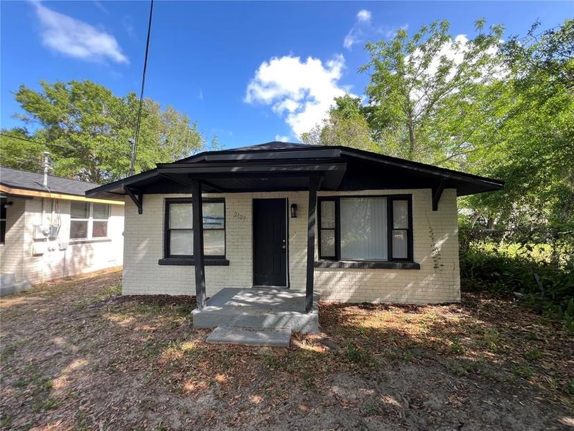 Picture of 2107 Hollywood Avenue, Eustis FL 32726