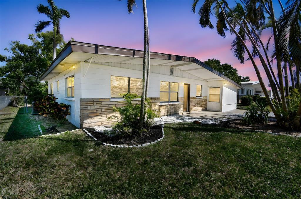 Picture of 5619 New York Avenue, Sarasota, FL 34231