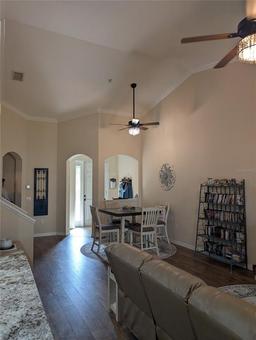 Picture of 4707 1St Avenue E Unit 4707, Palmetto, FL 34221