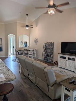 Picture of 4707 1St Avenue E Unit 4707, Palmetto, FL 34221