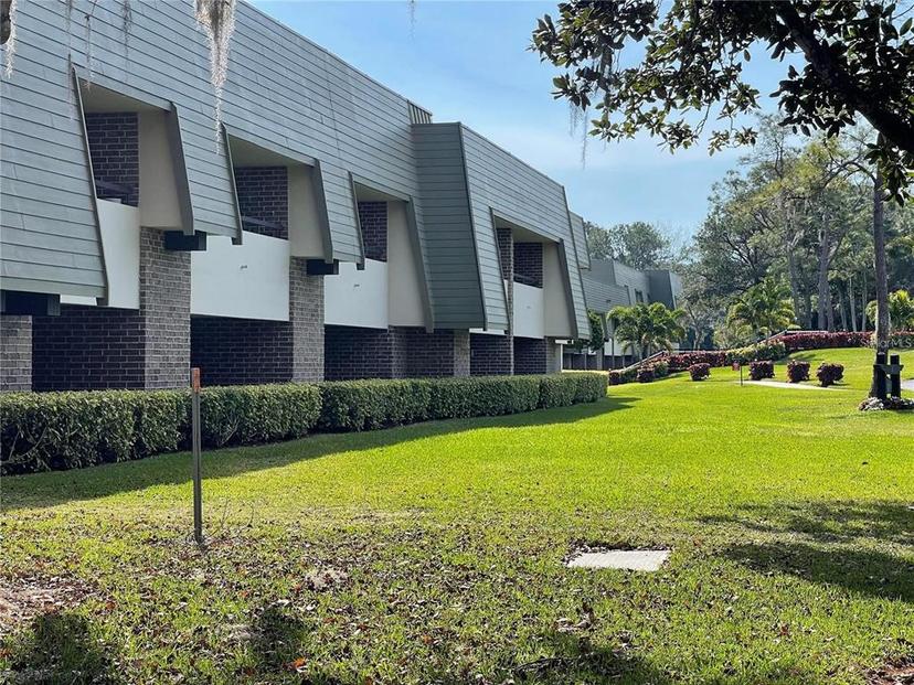 Picture of 36750 Us 19 N Unit 4-205, Palm Harbor FL 34684