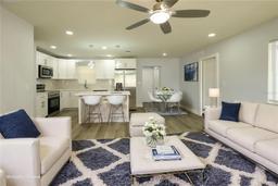 Picture of 4008 E Hanlon Street, Tampa, FL 33617