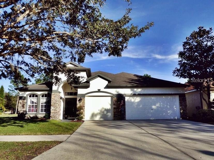 Picture of 5832 Heronview Crescent Drive, Lithia FL 33547